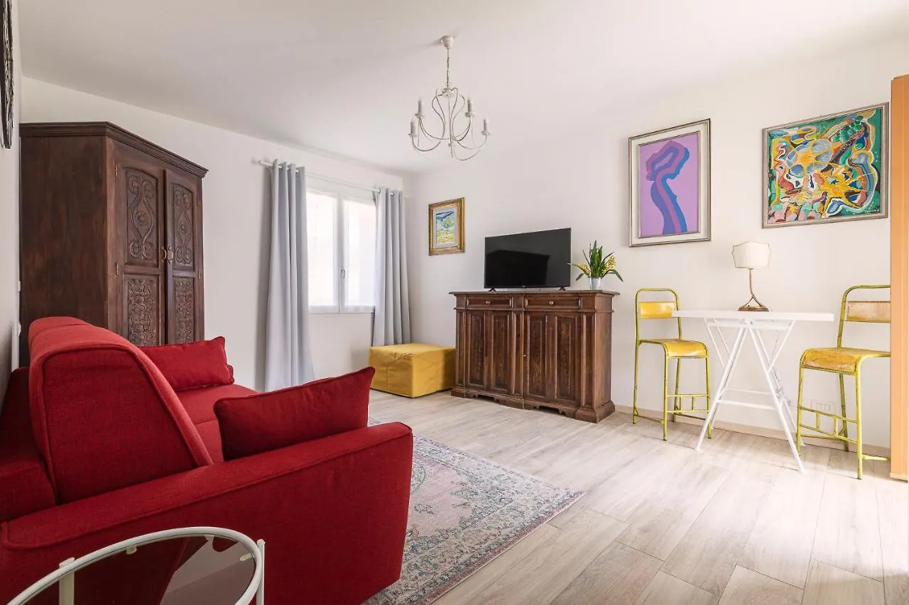 Cadepulan - Lake Como Residence 아파트